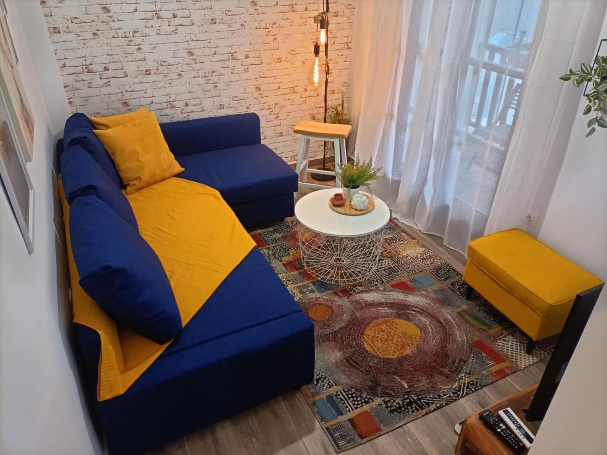 Апартаменти Retro Boutique Apt W Balcony In Historical Area Салоніки Екстер'єр фото